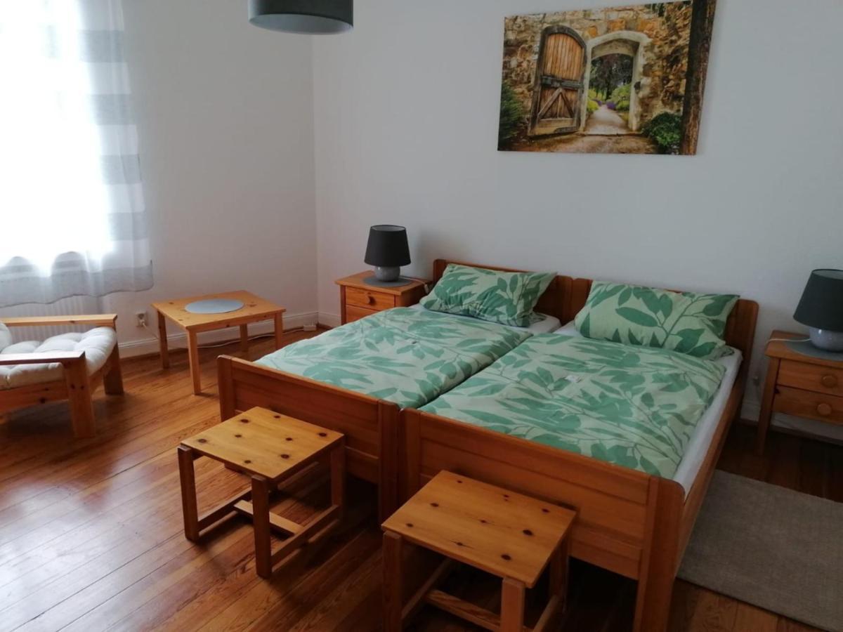 Mosel-Ferienwohnung Bewo Бернкастель-Кюс Екстер'єр фото